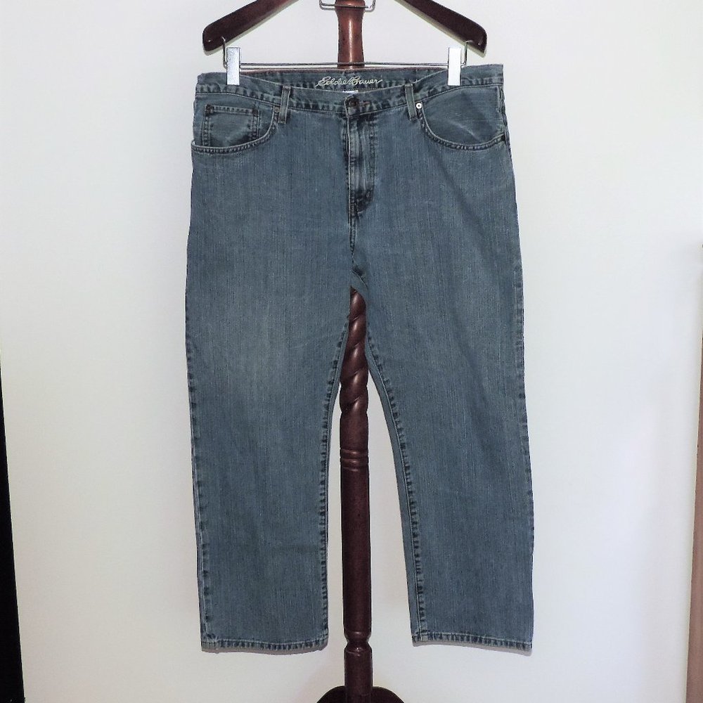 Eddie Bauer Relaxed Fit denim jeans   40 x 30